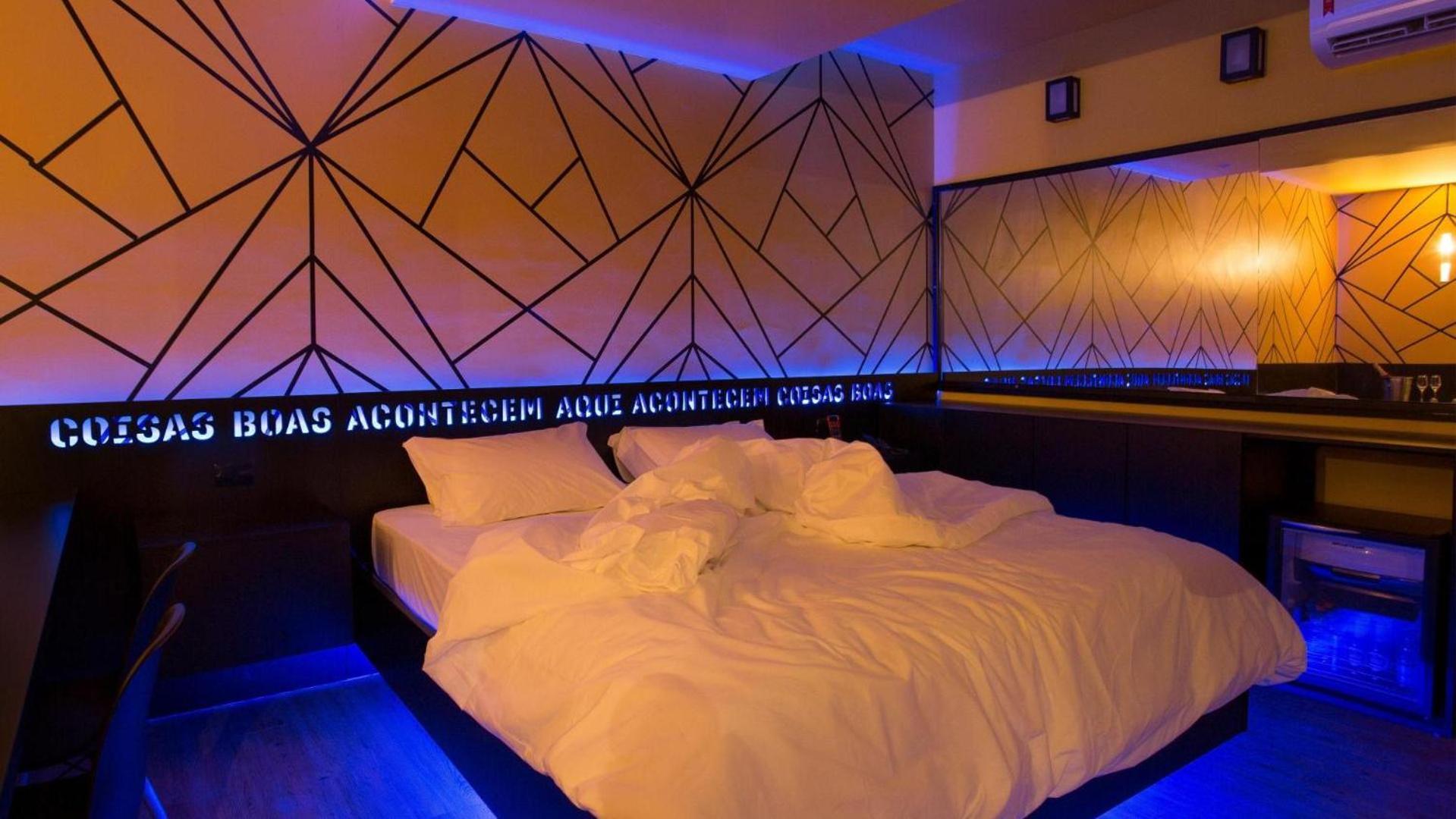 Tout Motel (Adults Only) Кампинас Екстериор снимка